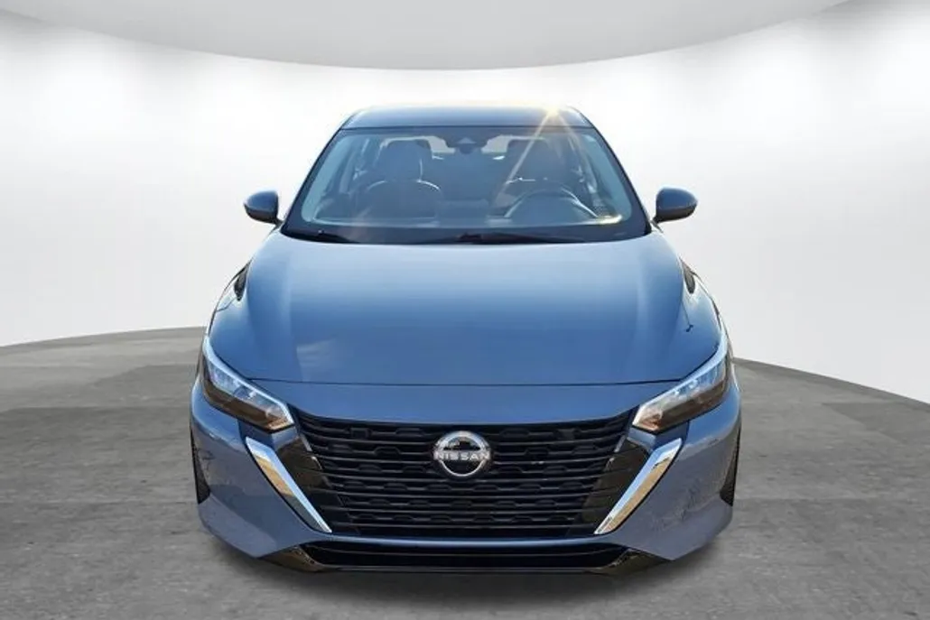 2024 Nissan Sentra SV photo 1