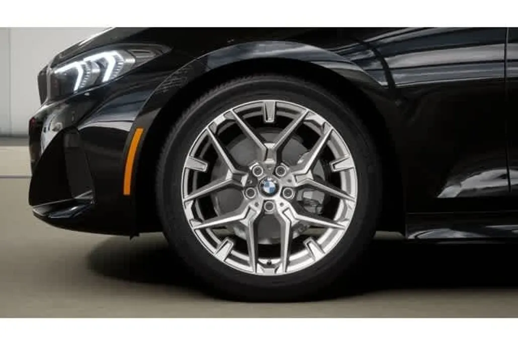 2025 Bmw 330i 330i xDrive photo 1