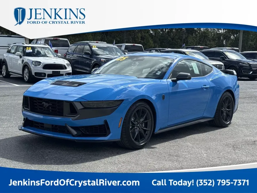 2025 Ford Mustang Dark Horse Premium photo 1