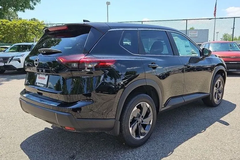 2025 Nissan Rogue SV photo 1