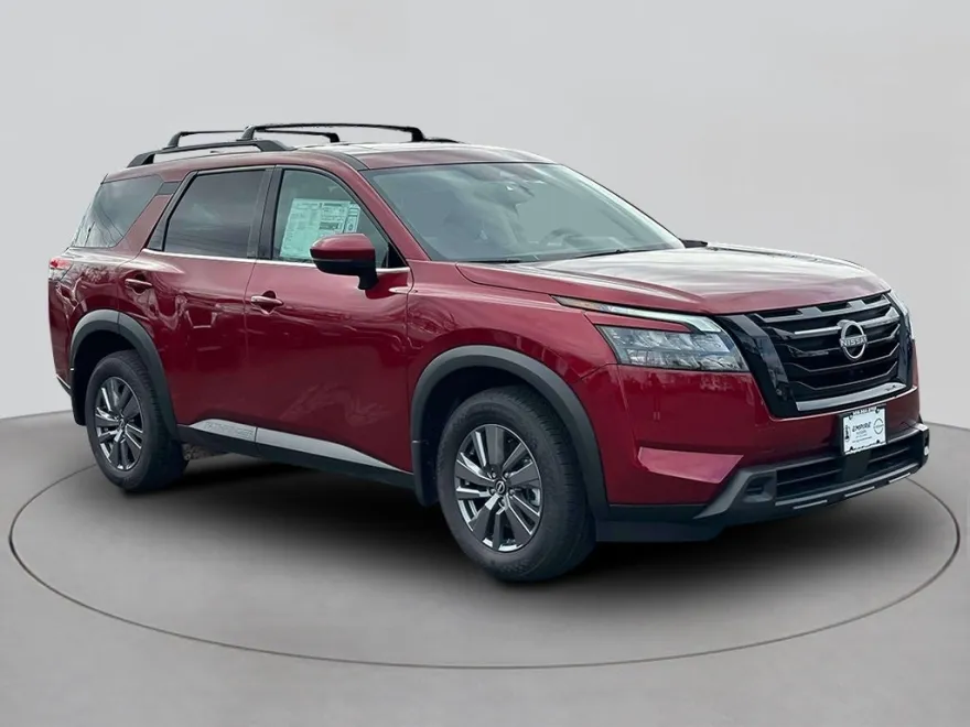 2025 Nissan Pathfinder SL photo 1