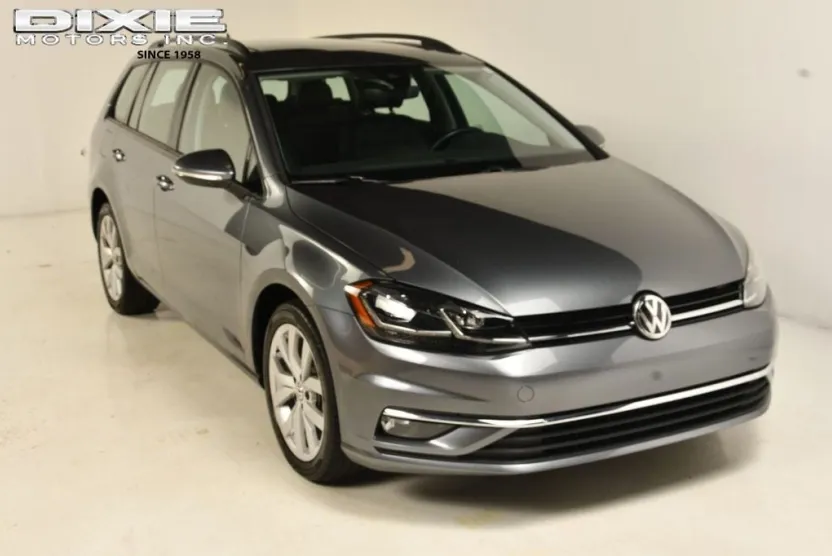 2019 Volkswagen Golf SportWagen SE photo 1