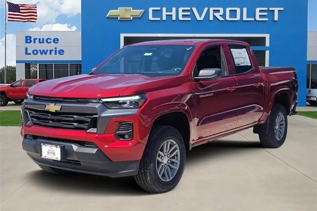 2025 Chevrolet Colorado Work Truck LT photo 1