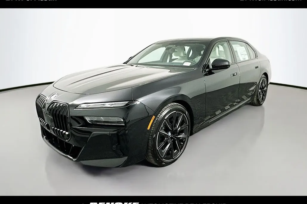 2025 Bmw 740i photo 1