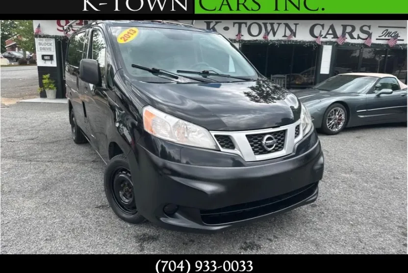 2013 Nissan NV200 S photo 1