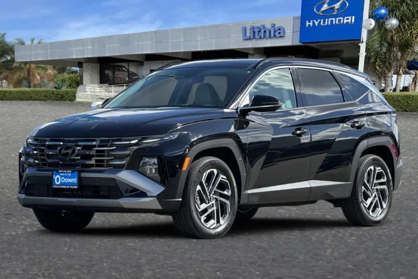 2025 Hyundai Tucson Hybrid Limited photo 1