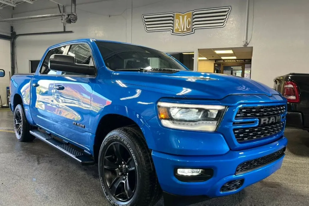 2022 Ram 1500 Sport photo 1