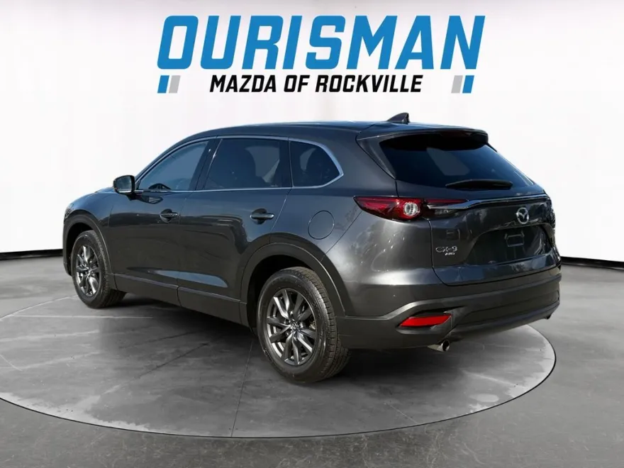 2022 Mazda CX-9 Touring photo 1