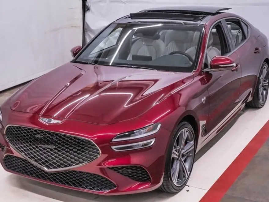 2025 Genesis G70 2.5T Sport Prestige photo 1