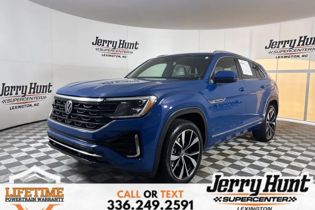 2025 Volkswagen Atlas Cross Sport SEL Premium R-Line photo 1