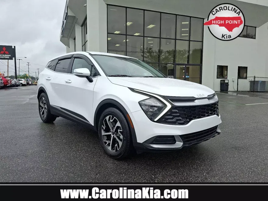 2023 Kia Sportage EX photo 1