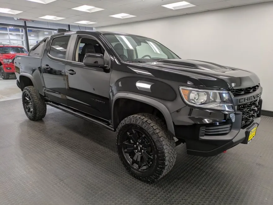 2022 Chevrolet Colorado ZR2 photo 1