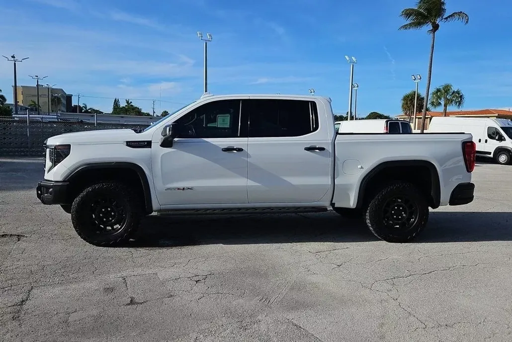 2023 Gmc Sierra 1500 AT4X photo 1