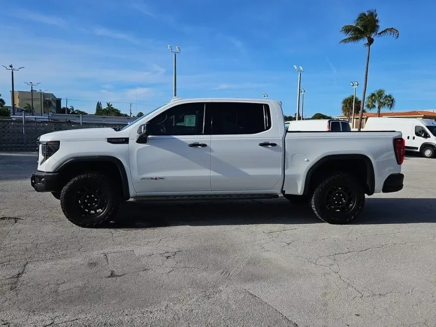 2023 Gmc Sierra 1500 AT4X photo 1