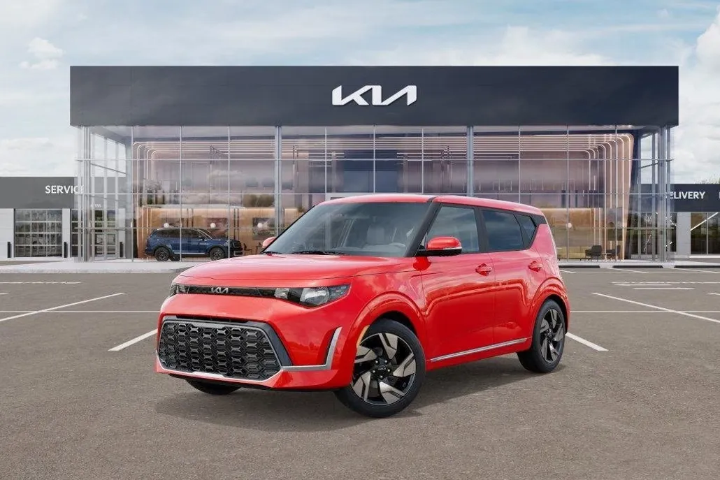 2025 Kia Soul GT-Line photo 1