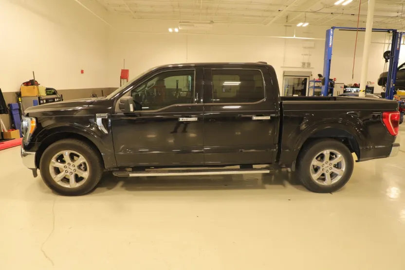 2021 Ford F-150 XLT photo 1