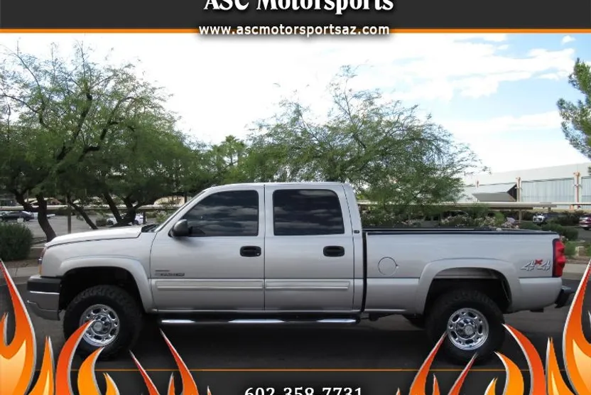 2005 Chevrolet Silverado 2500HD LT photo 1