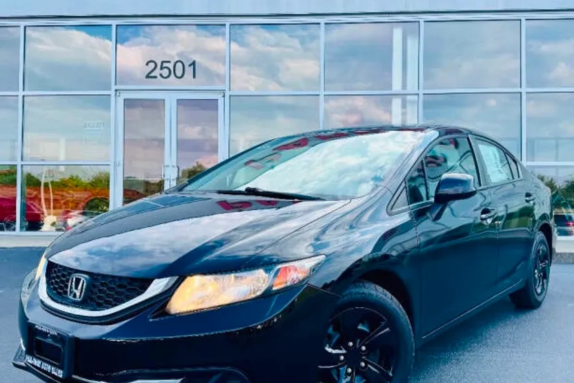 2013 Honda Civic LX photo 1
