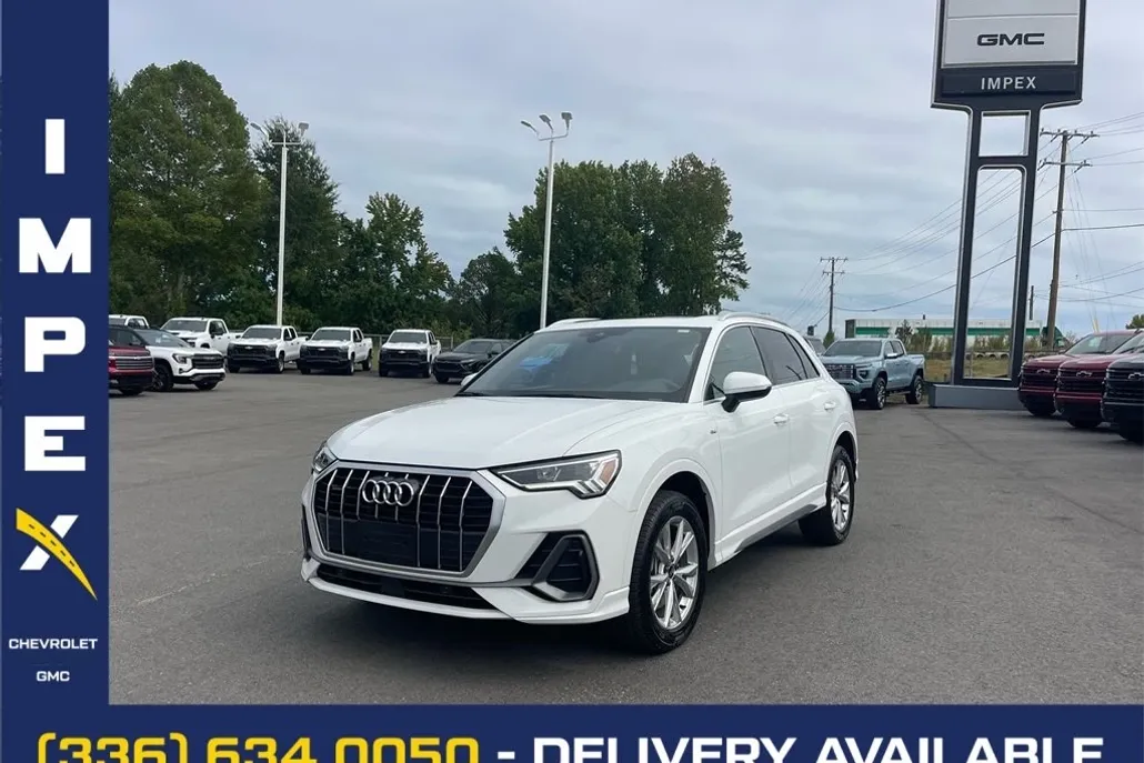 2023 Audi Q3 Premium S line photo 1