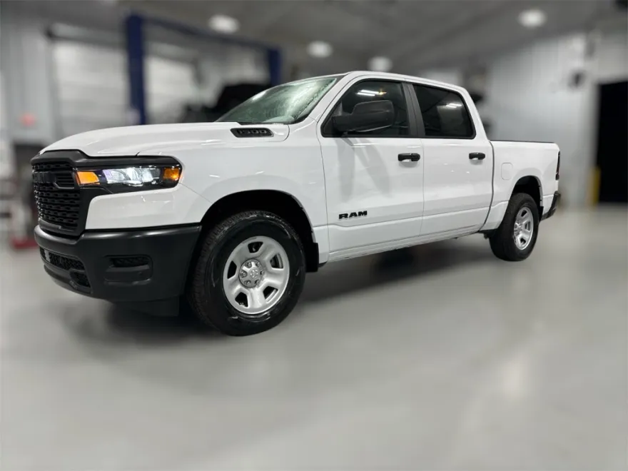 2025 Ram 1500 Tradesman photo 1
