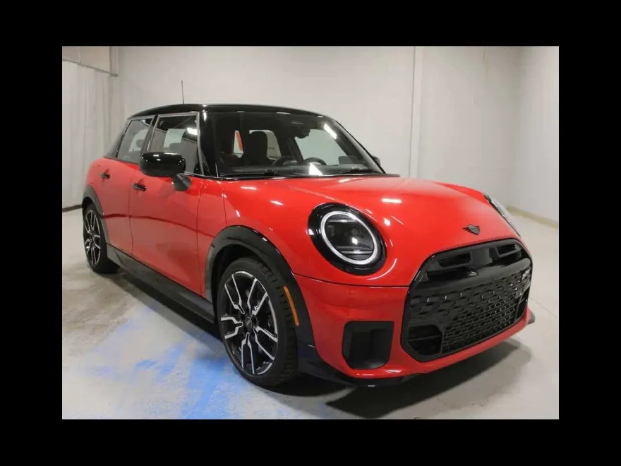 2025 Mini Cooper S Hardtop 4 Door Iconic photo 1