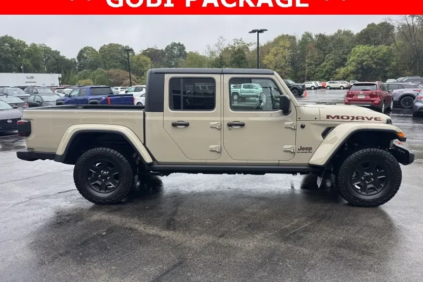 2022 Jeep Gladiator Mojave photo 1