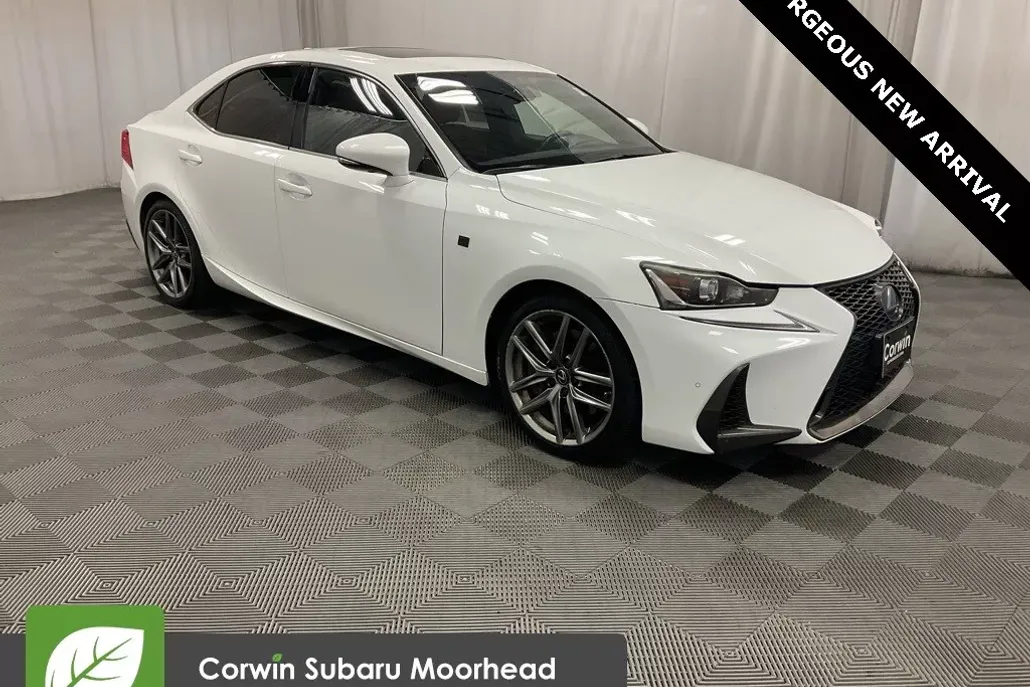 2019 Lexus IS 300 photo 1