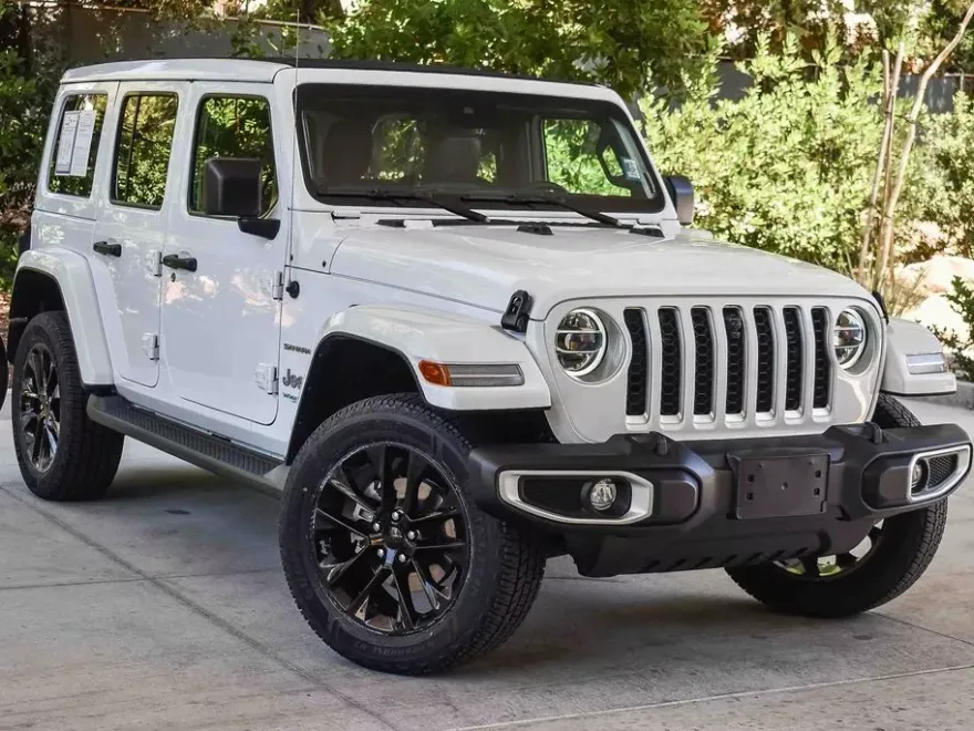 2021 Jeep Wrangler Unlimited Sahara 4xe photo 1