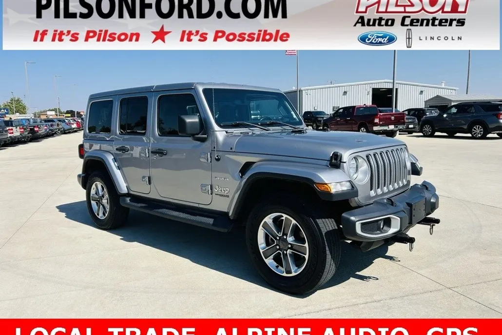 2020 Jeep Wrangler Unlimited Sahara photo 1
