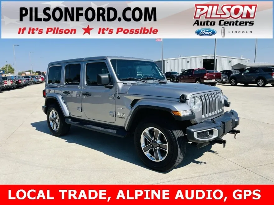 2020 Jeep Wrangler Unlimited Sahara photo 1