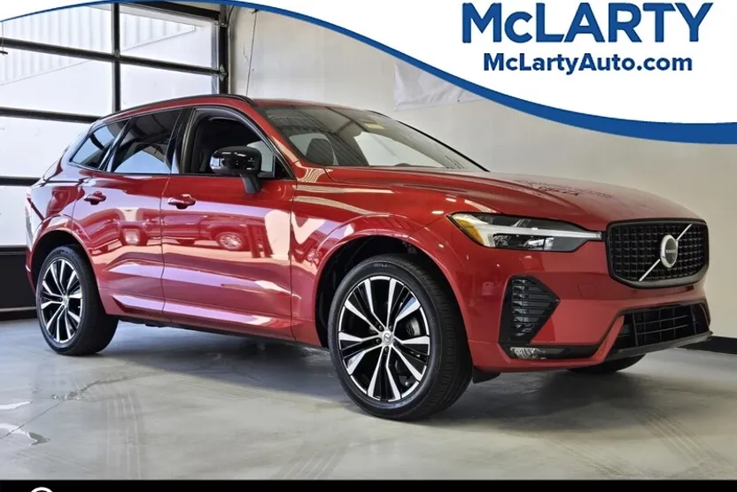 2024 Volvo XC60 B5 Plus photo 1