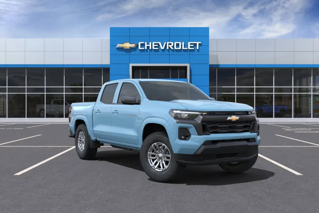2025 Chevrolet Colorado Work Truck LT photo 1