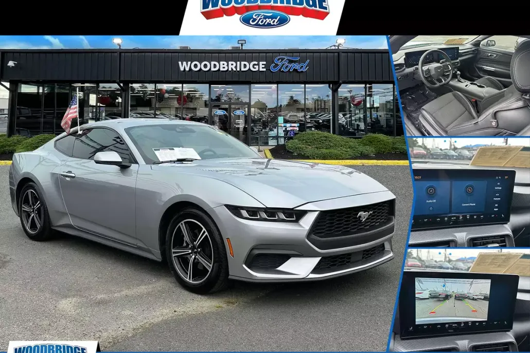 2024 Ford Mustang EcoBoost photo 1