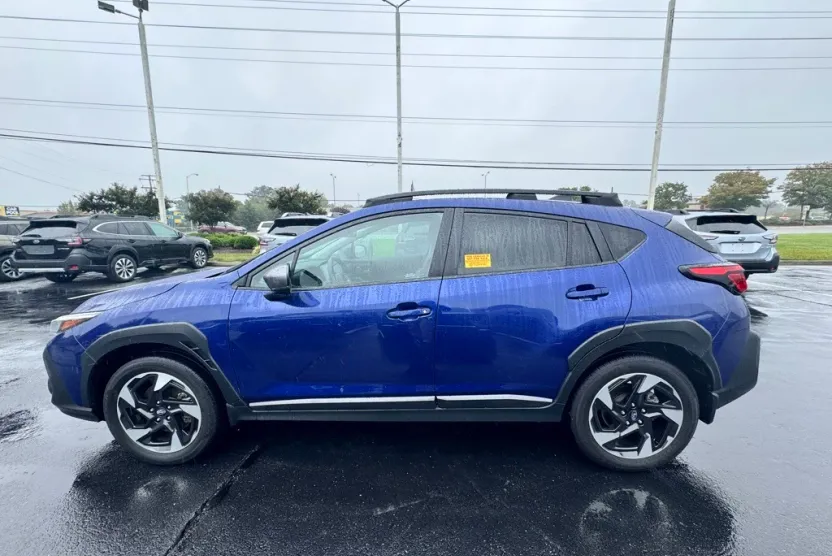 2024 Subaru Crosstrek Limited photo 1