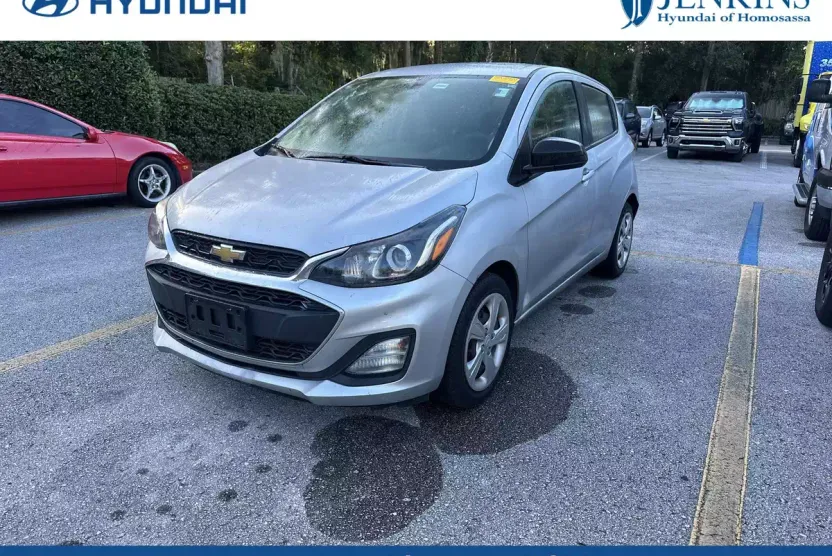 2021 Chevrolet Spark LS photo 1