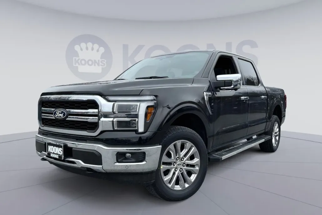 2025 Ford F-150 Lariat photo 1