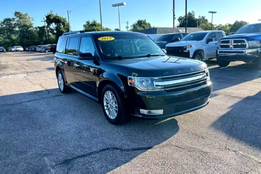 2019 Ford Flex SEL photo 1