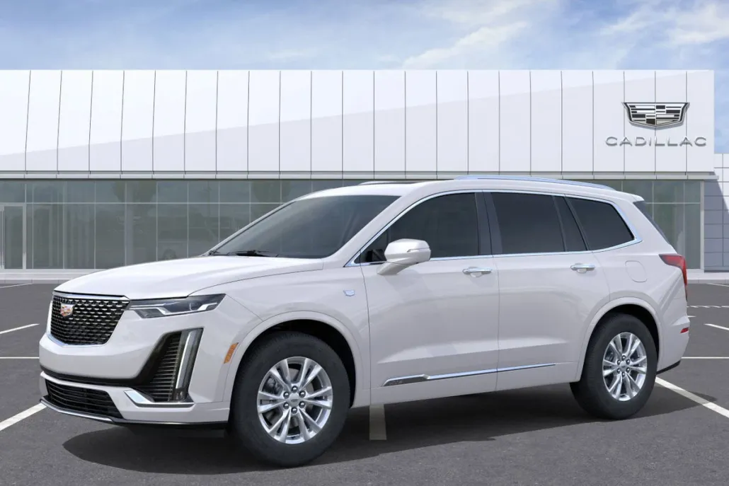 2025 Cadillac XT6 Luxury photo 1