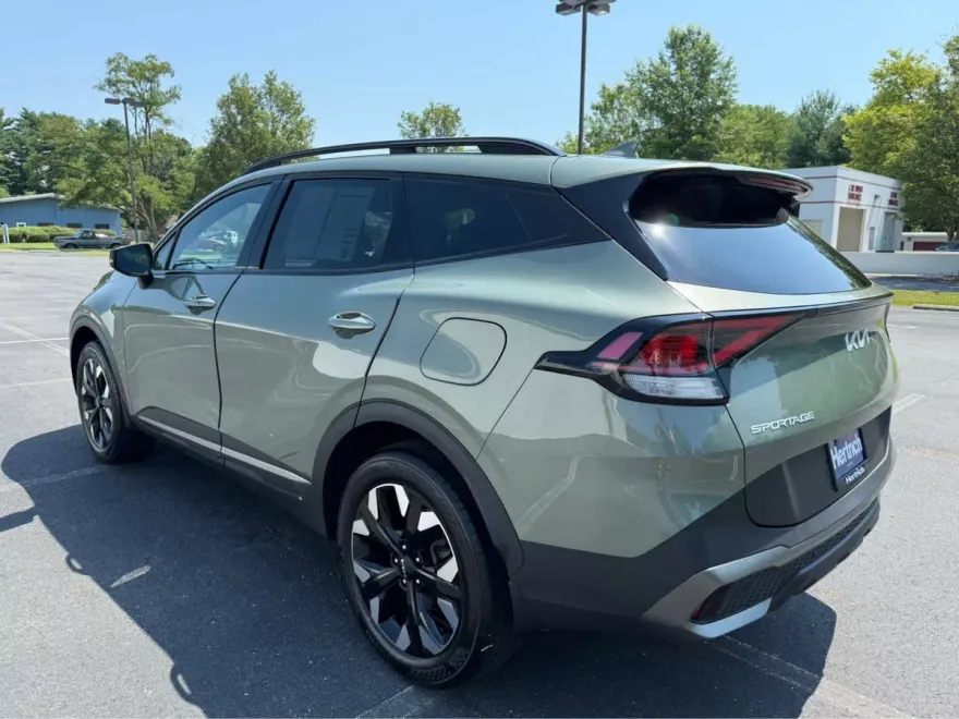 2023 Kia Sportage X-Line photo 1