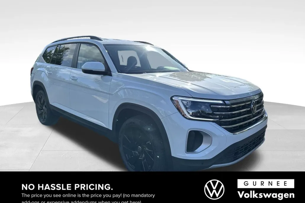 2025 Volkswagen Atlas SE photo 1