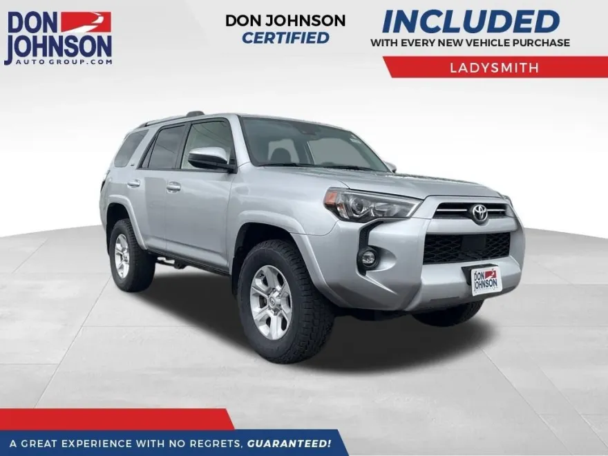 2022 Toyota 4Runner SR5 photo 1