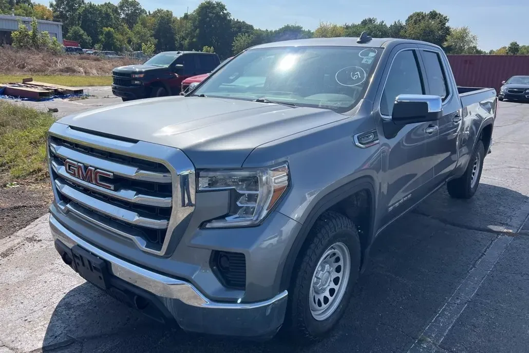 2021 Gmc Sierra 1500 SLE photo 1