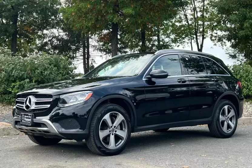 2019 Mercedes Benz GLC 300 4MATIC photo 1