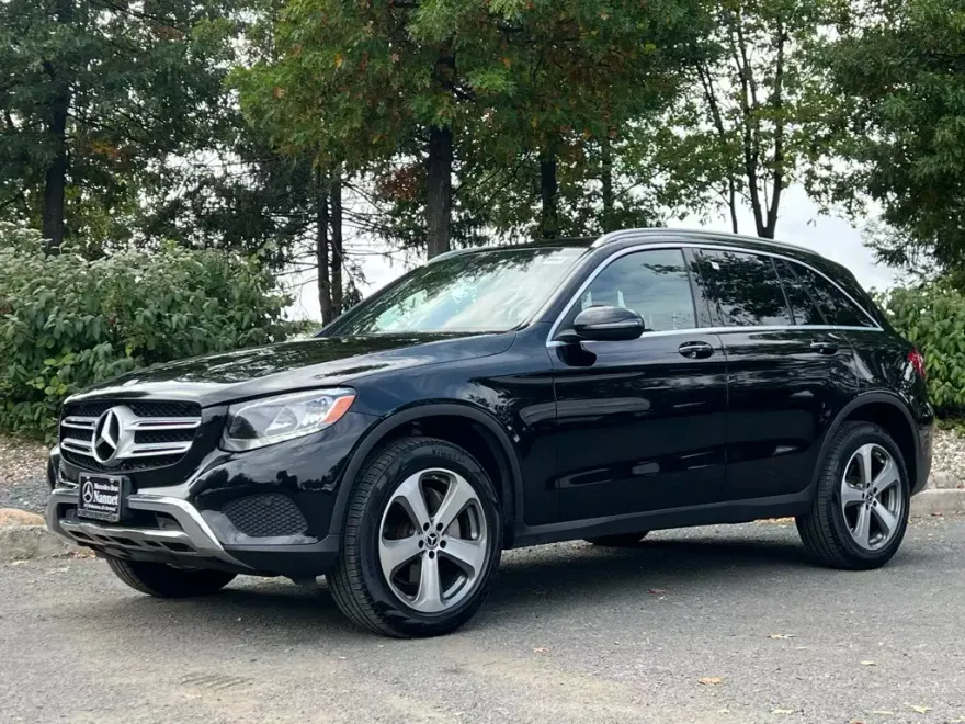 2019 Mercedes Benz GLC 300 4MATIC photo 1