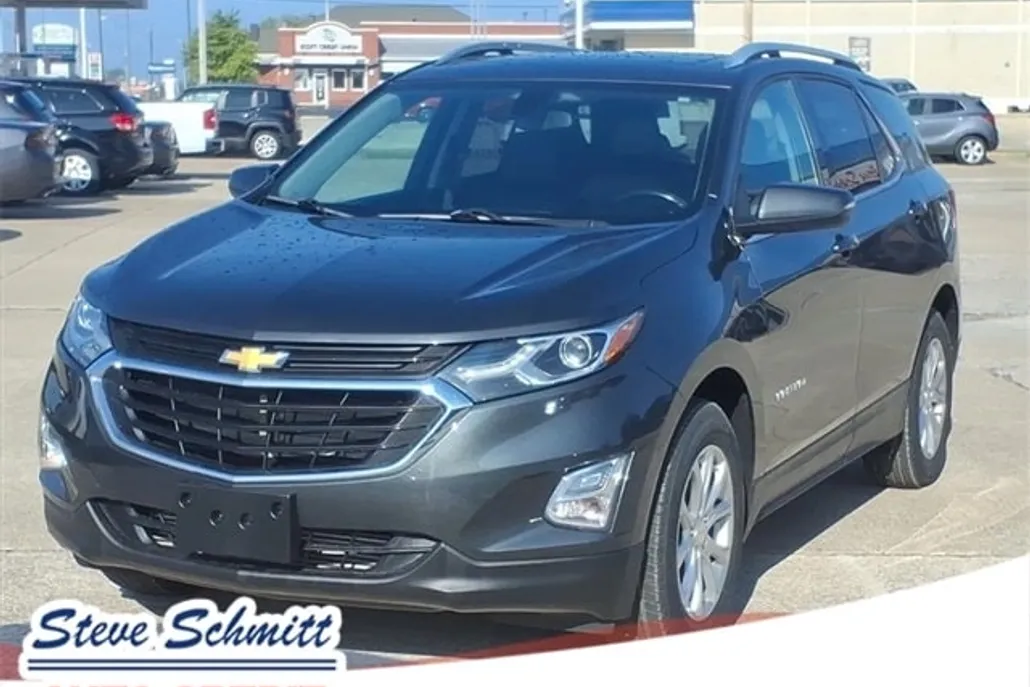 2018 Chevrolet Equinox LT photo 1