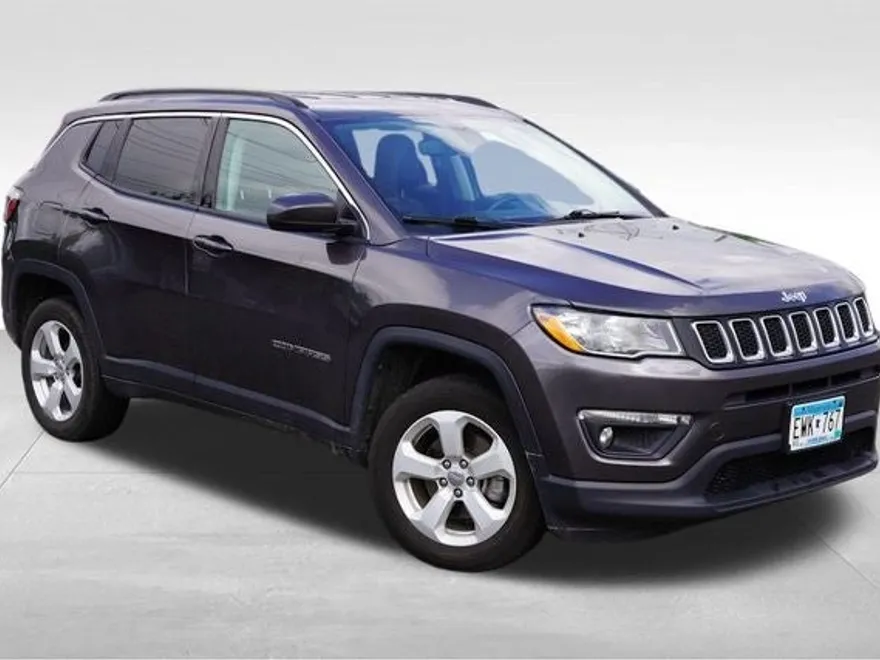 2020 Jeep Compass Latitude photo 1