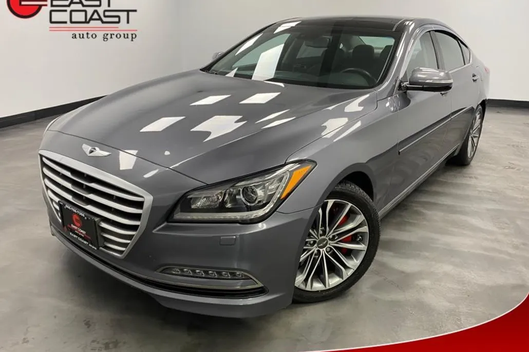 2016 Hyundai Genesis 3.8 AWD photo 1