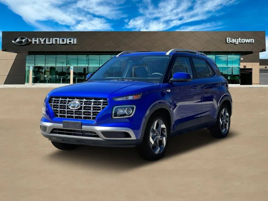 2025 Hyundai Venue SEL photo 1