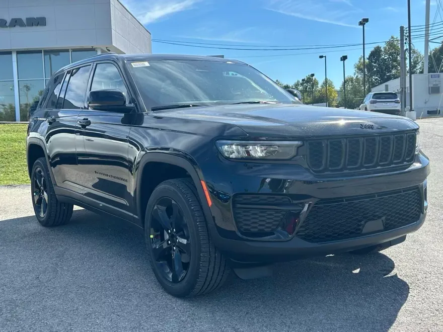 2025 Jeep Grand Cherokee Altitude X photo 1