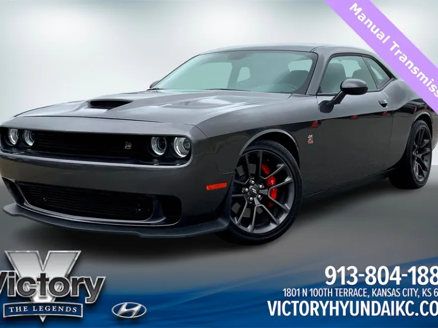 2022 Dodge Challenger R/T Scat Pack photo 1